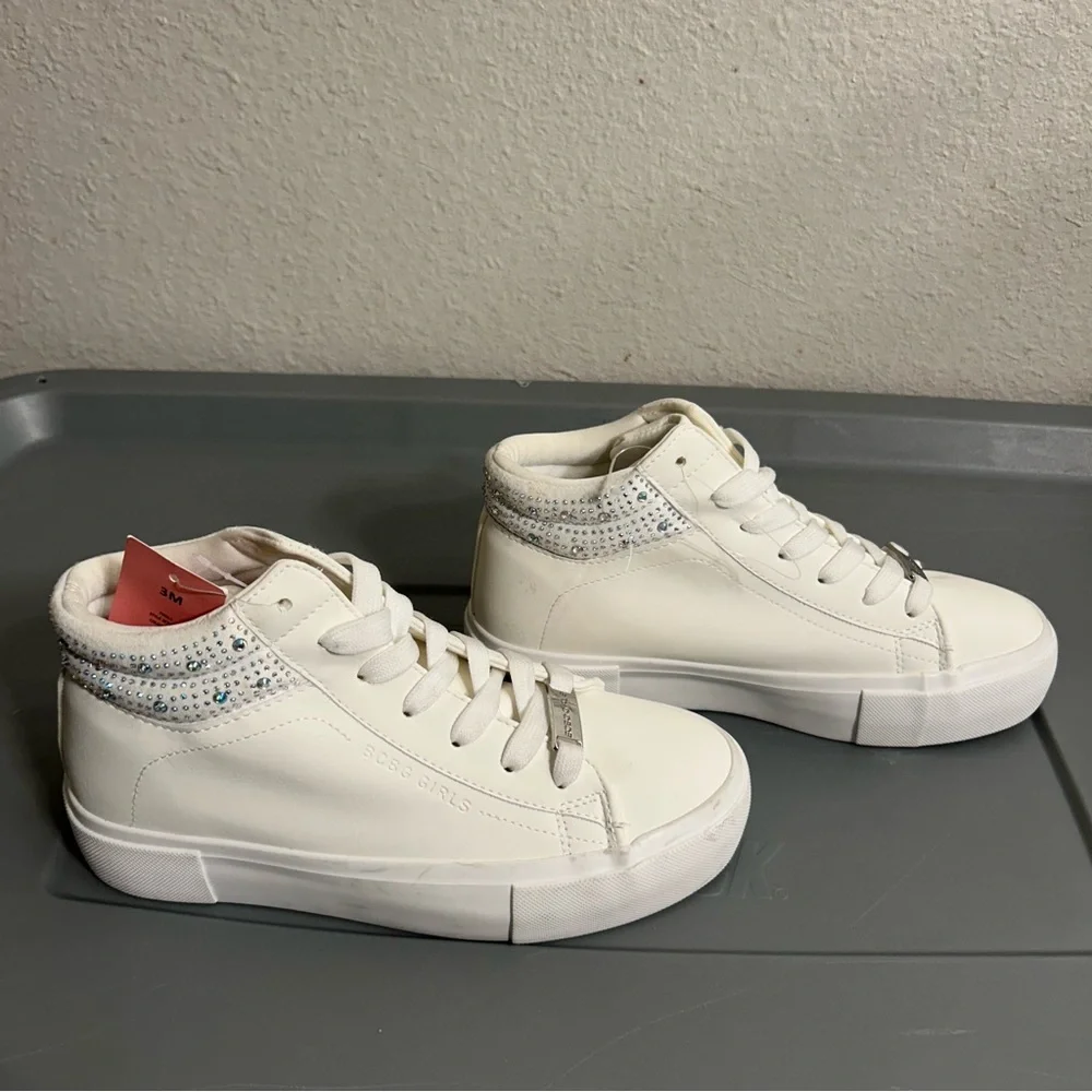 Size: 3M Brand New BCBG GIRLS Sneakers
